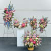 Create a breathtaking and meaningful tribute with the Eternal Garden Set, a