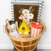 A sunlit mix of handcrafted charm and cheerful color makes this Homewarming