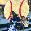 Beautiful baseball floral spray hat, and flag not included.

Hermoso sombrero de spray