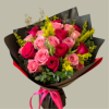A gorgeous bouquet of roses in pink and fuchsia shades, complemented with