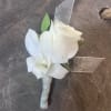 Classic boutonni&egrave;re comes with a magnet for easy attachment. Default color for