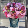 Beautiful arrangement of fresh flowers with honey and apples! 
* for the