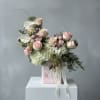 Because flowers follow the rhythm of the seasons, availability changes often. Your