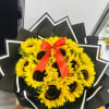 12 sun flowers bouquet 
