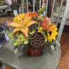 Greet the new season with this heartwarming bouquet, presented in a cheerful