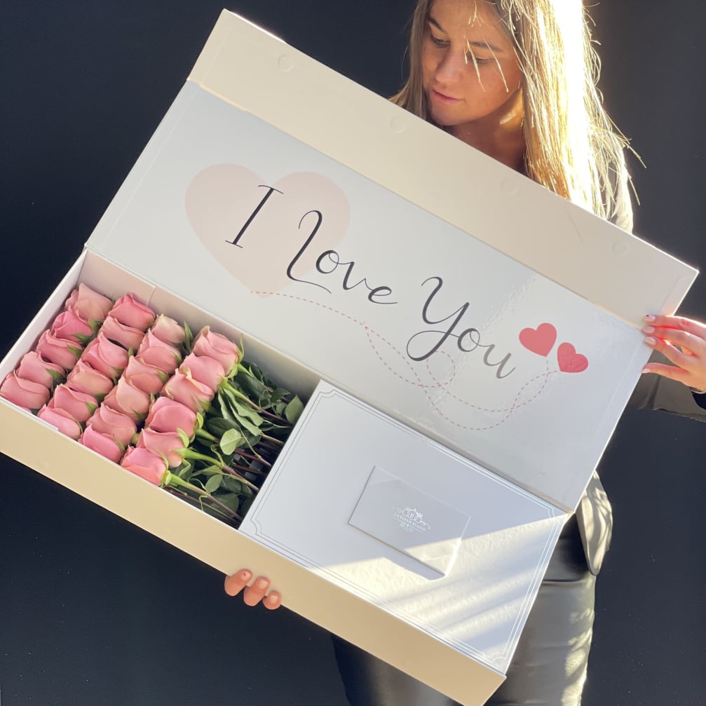 Pink roses in a white gift box with "I Love You" text