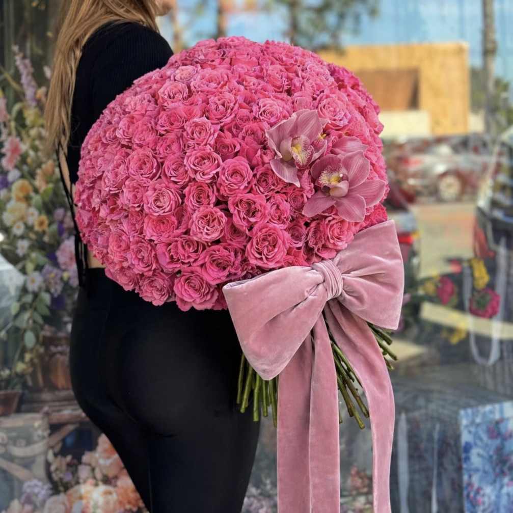 Pink Orchid Dream — 100 Roses Bouquet
