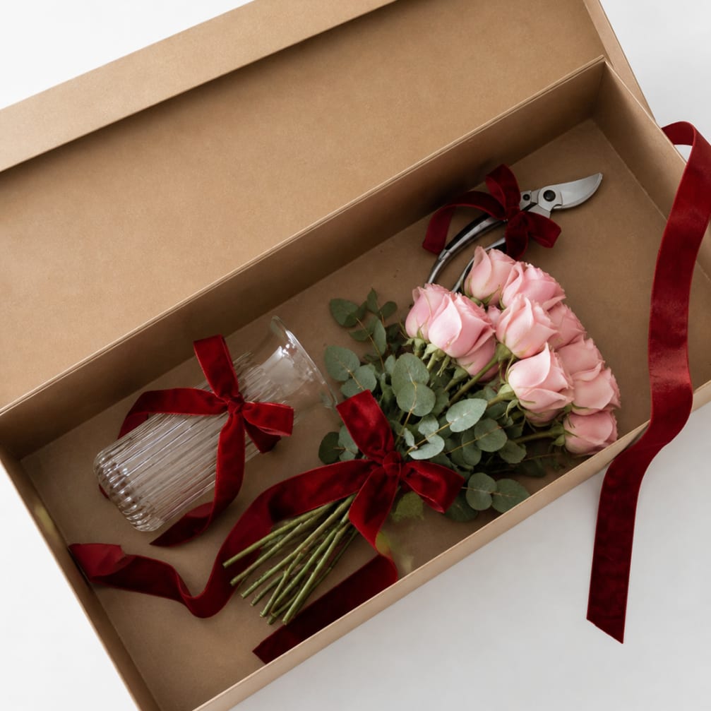 Signature Rose Atelier – 24 Roses Gift Box