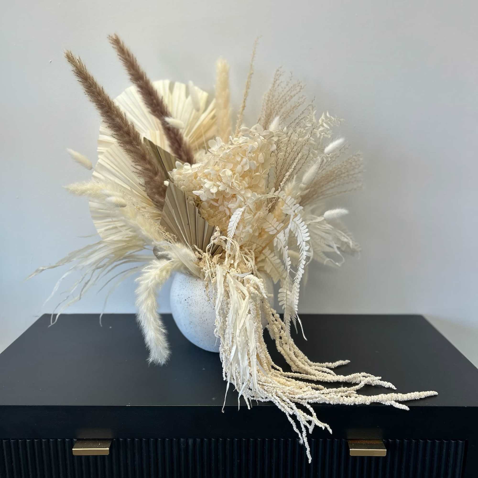 Elevate your space with our Desert Dream, a handcrafted neutral dried flower