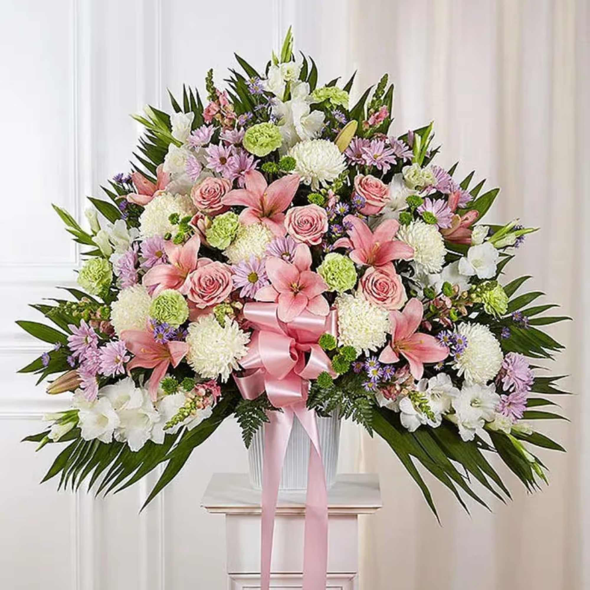 Pastel colors standing basket