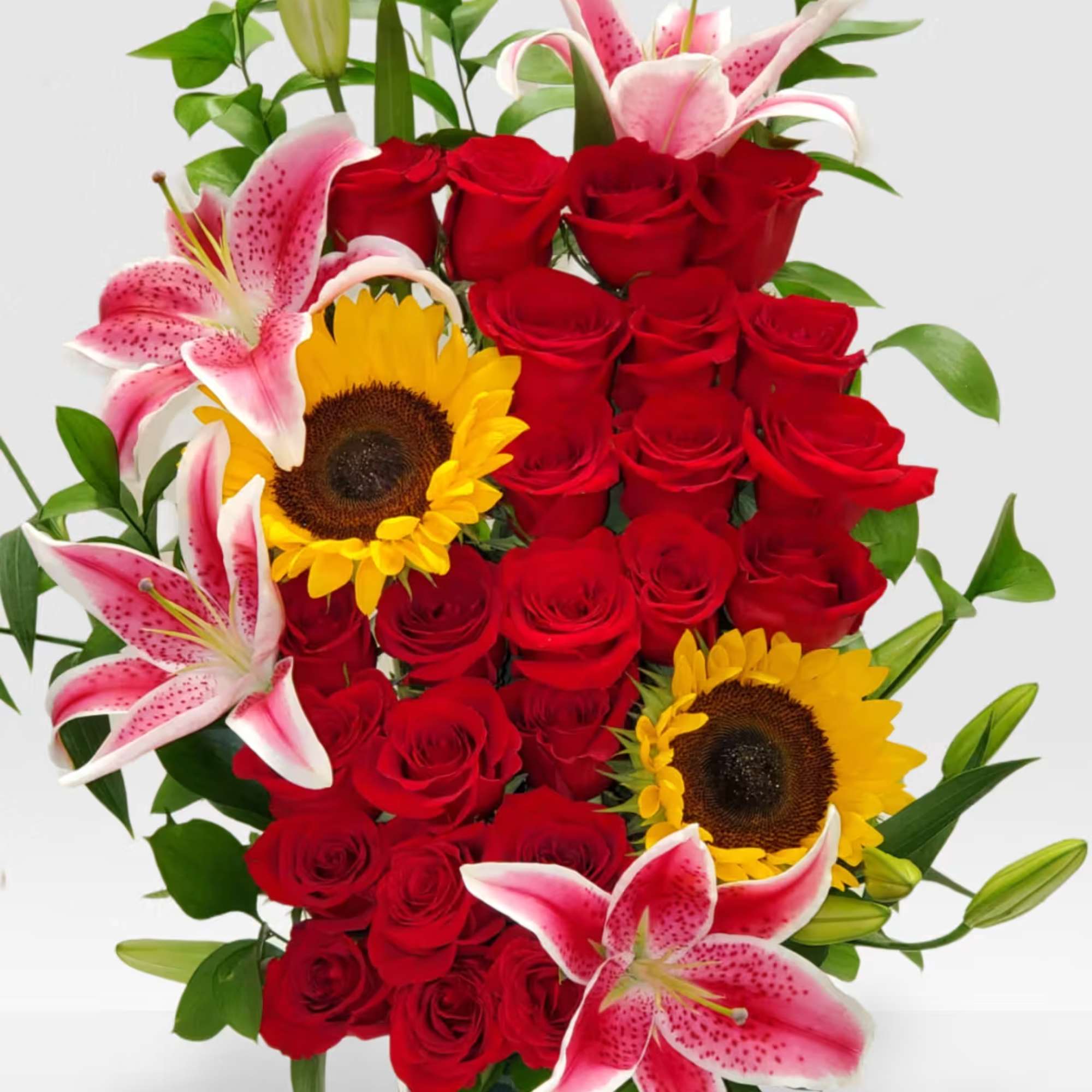Stargazer and Roses city style make with 24 Roses and 4 Stargazer