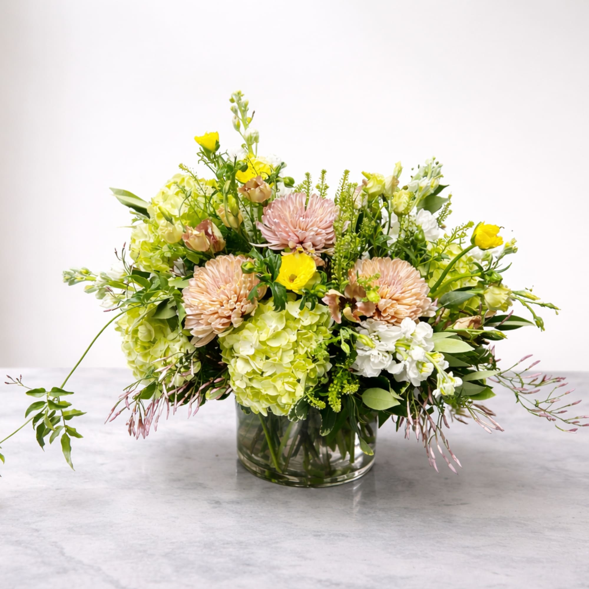 A gentle tangle of blush and ivory blooms, Daisy &amp; Confused celebrates, photo 2 of 2