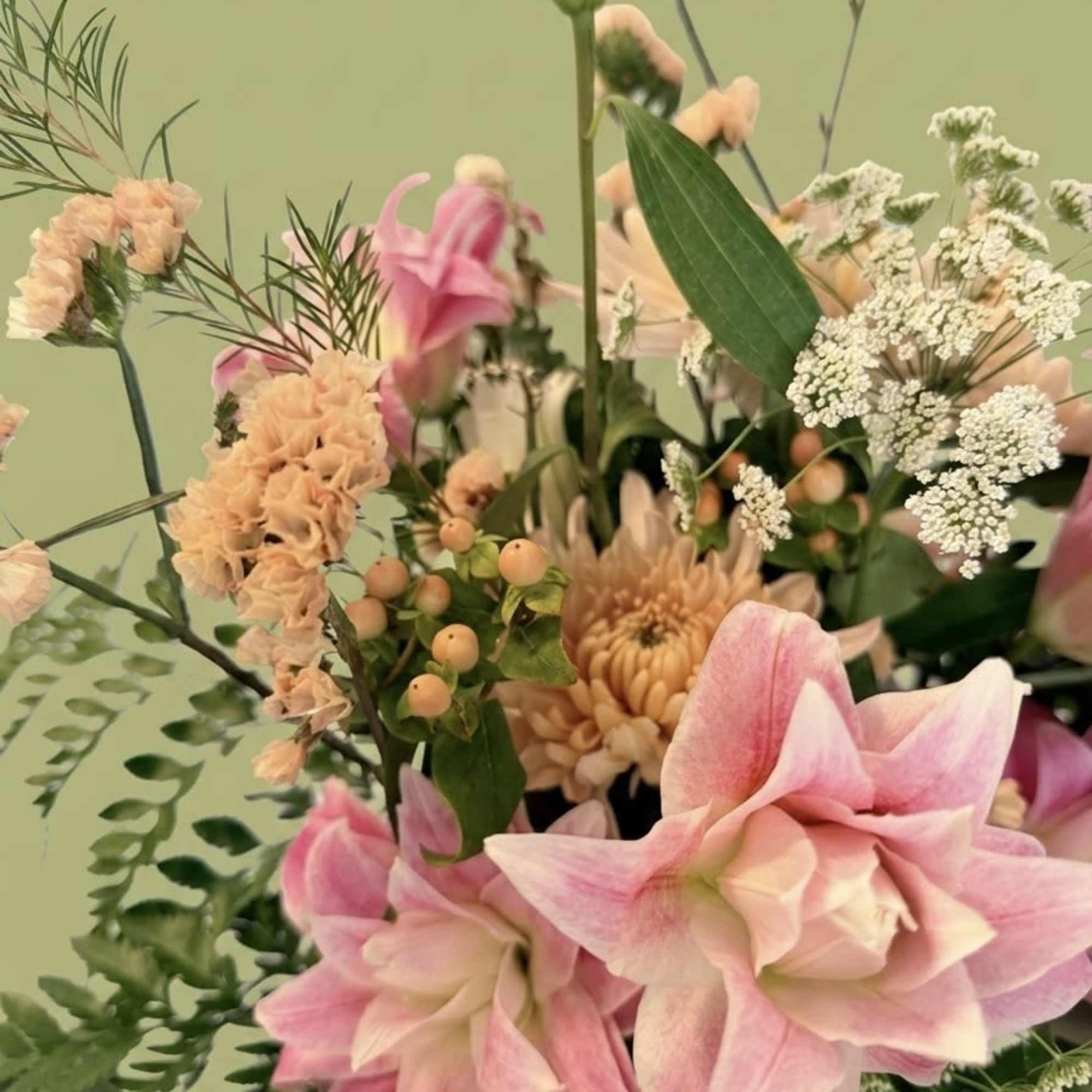 An exploration of Southern poise and layered texture. This signature arrangement features, photo 3 of 3