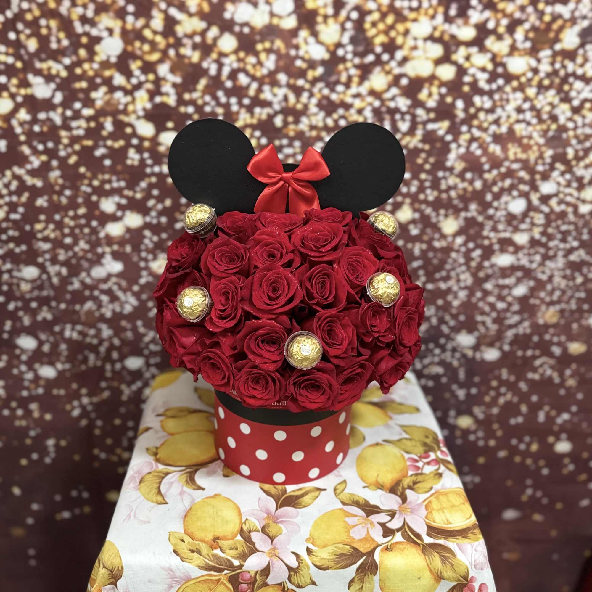 Arrangement based on mickey covered in roses, photo 2 of 2