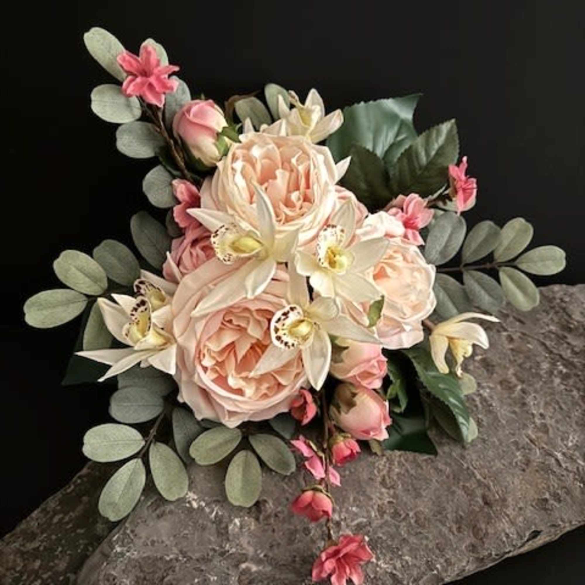 A single lush peach cabbage rose sits at the heart of this, photo 3 of 3