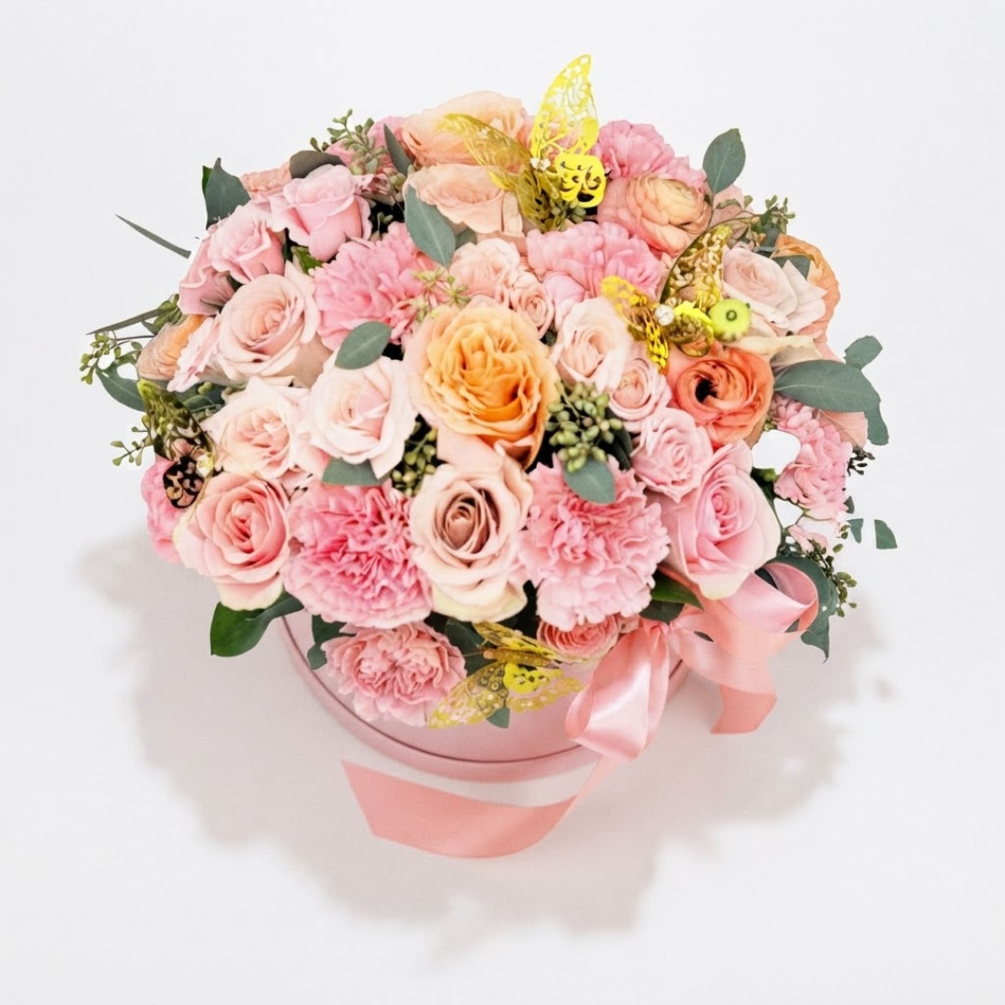 Pink and peach rose bouquet in a round pink box with ribbon, photo 3 of 6