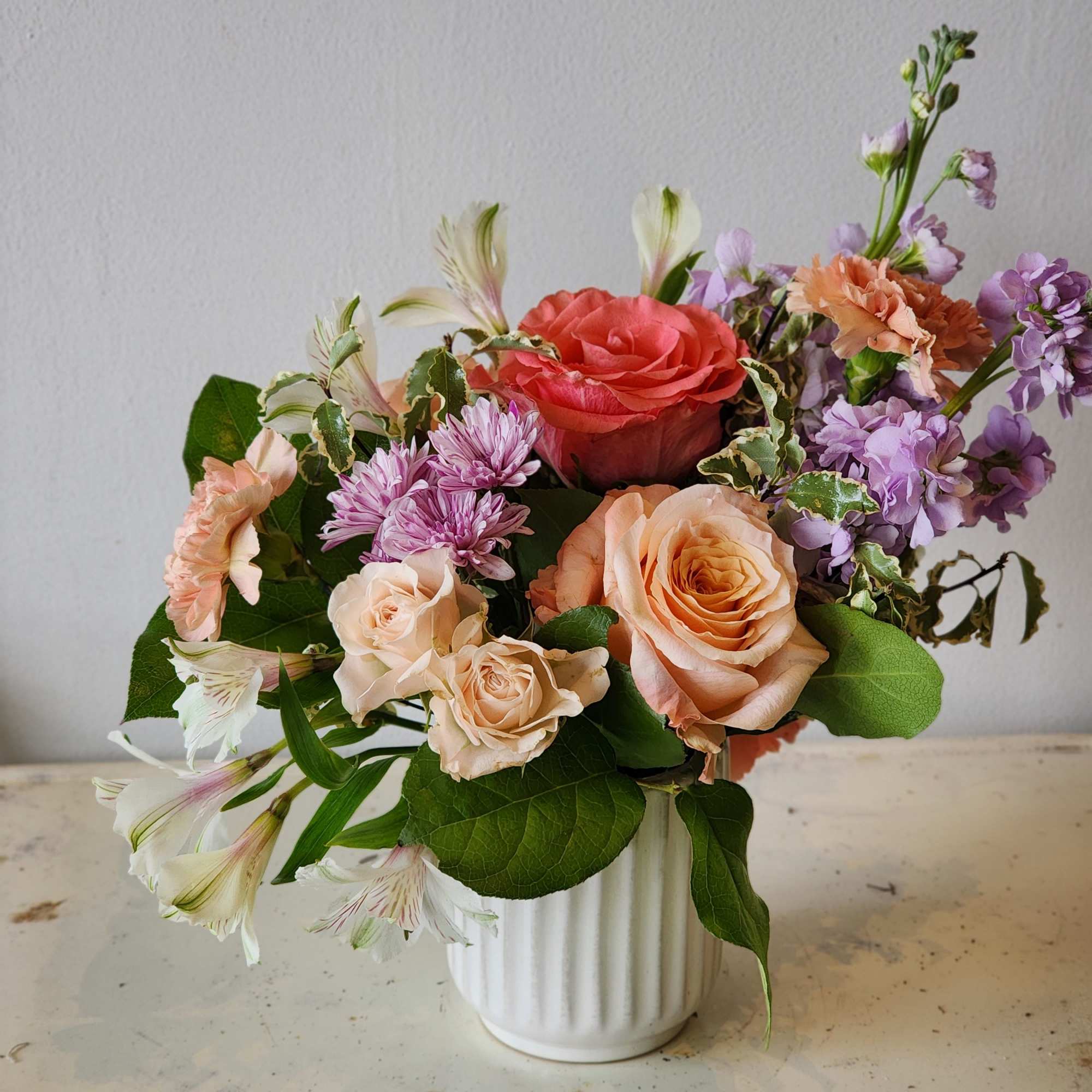 Sweet + Simple is our smallest of the Spring Garden Collection. This
