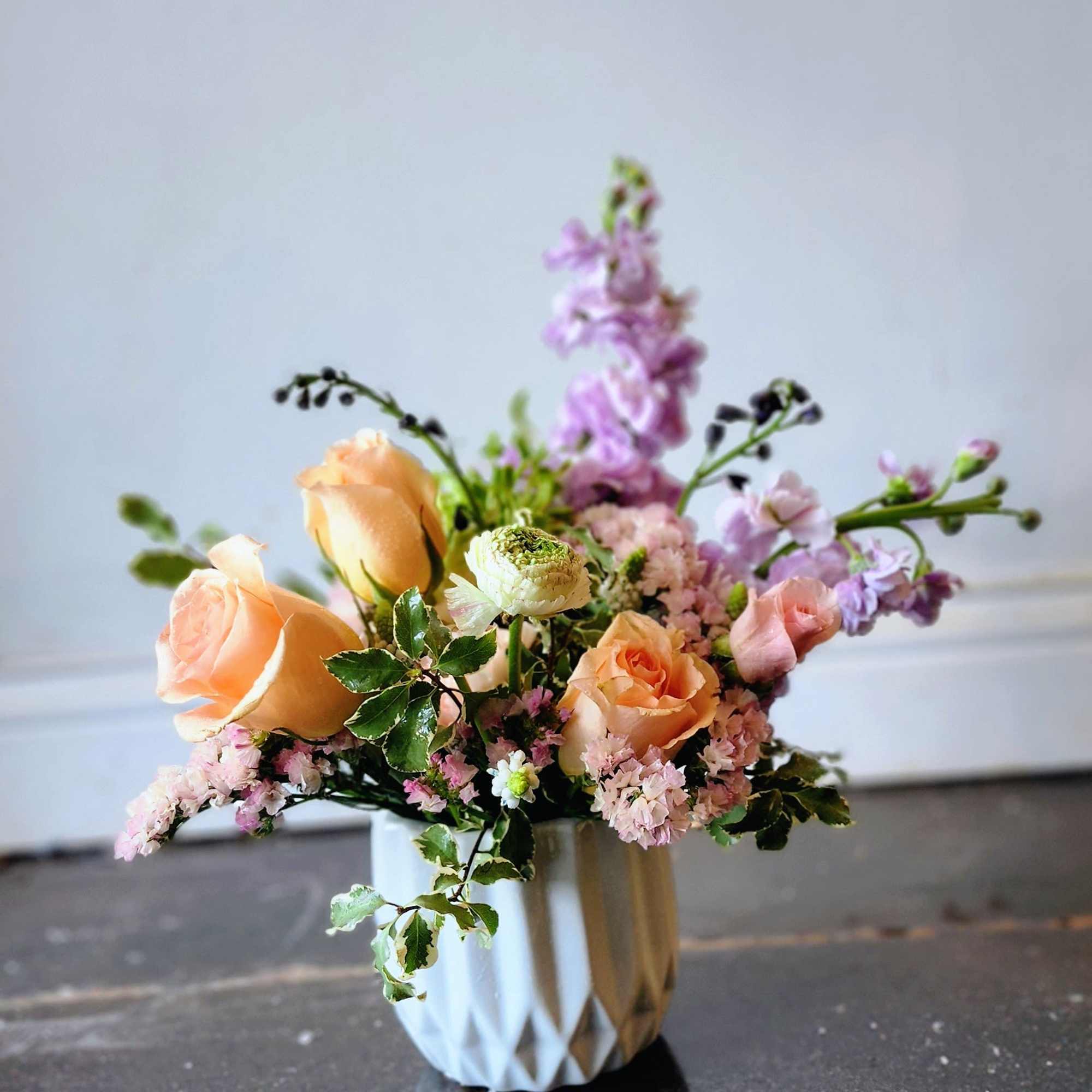 Sweet + Simple is our smallest of the Spring Garden Collection. This