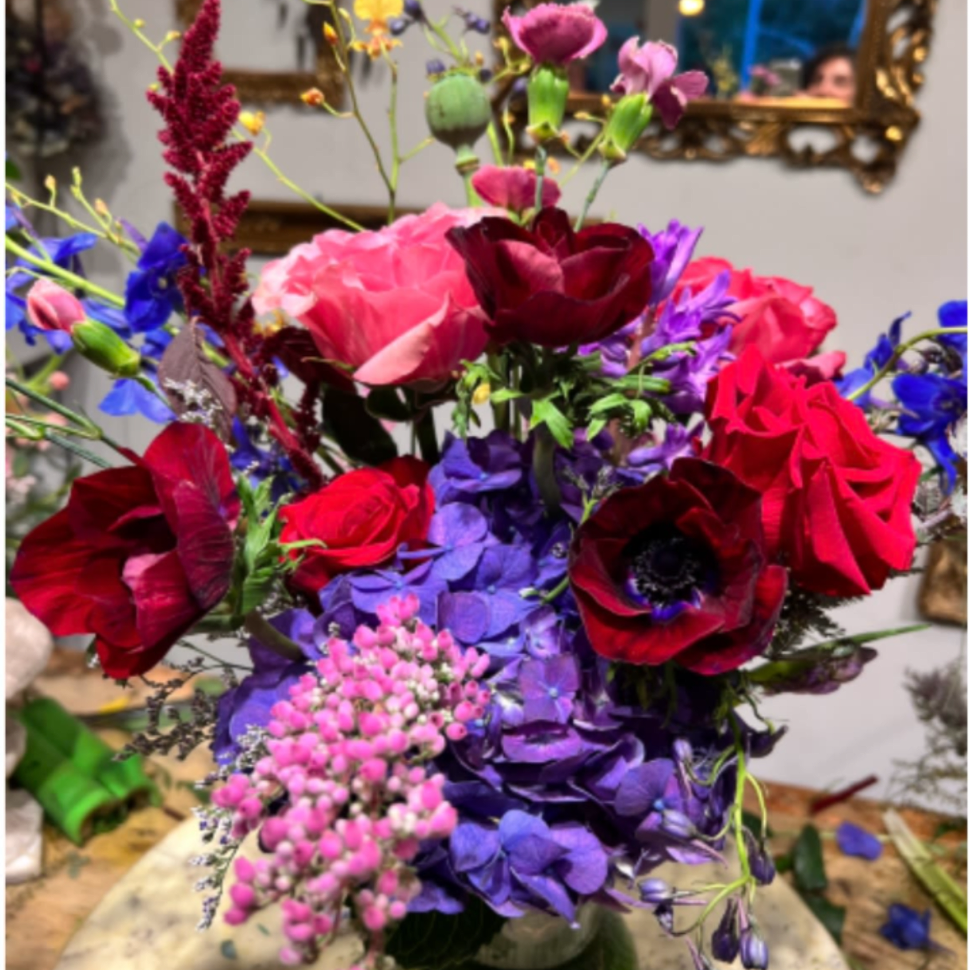 FLOWER ARRANGEMENT