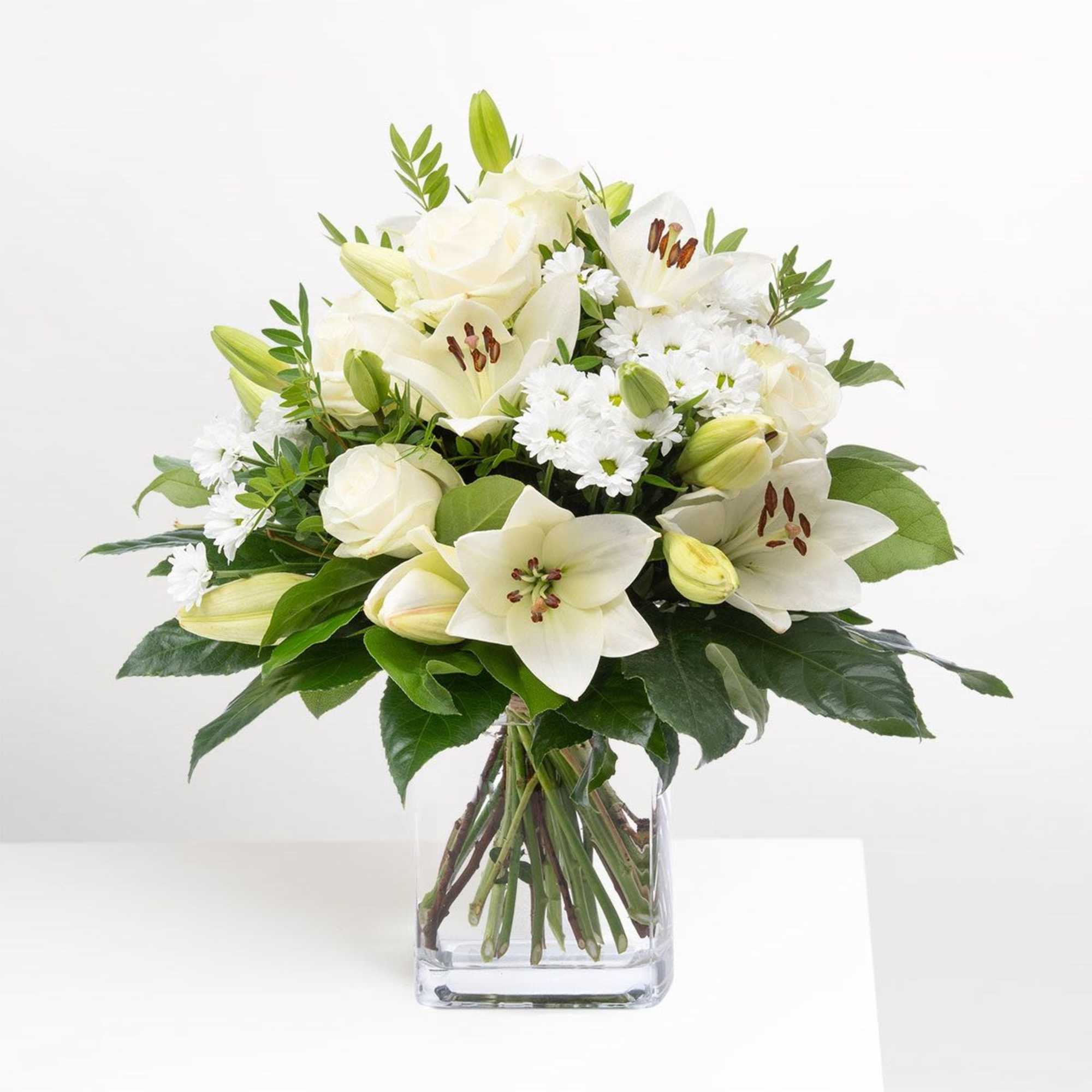 This arrangement is a peaceful and understated one, with a versatile and