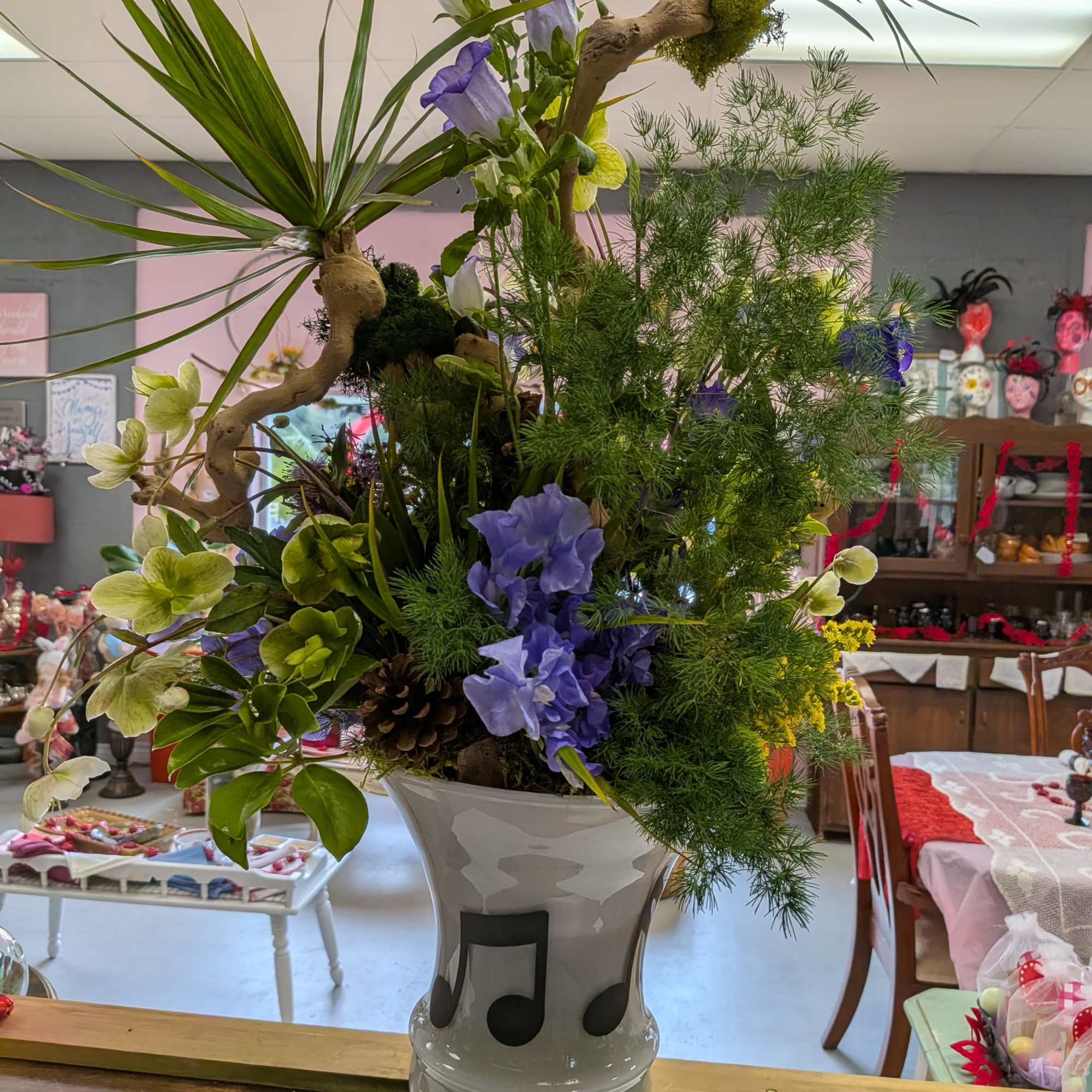 A variety of flowers to represent California and Idaho native flowers and, photo 2 of 3
