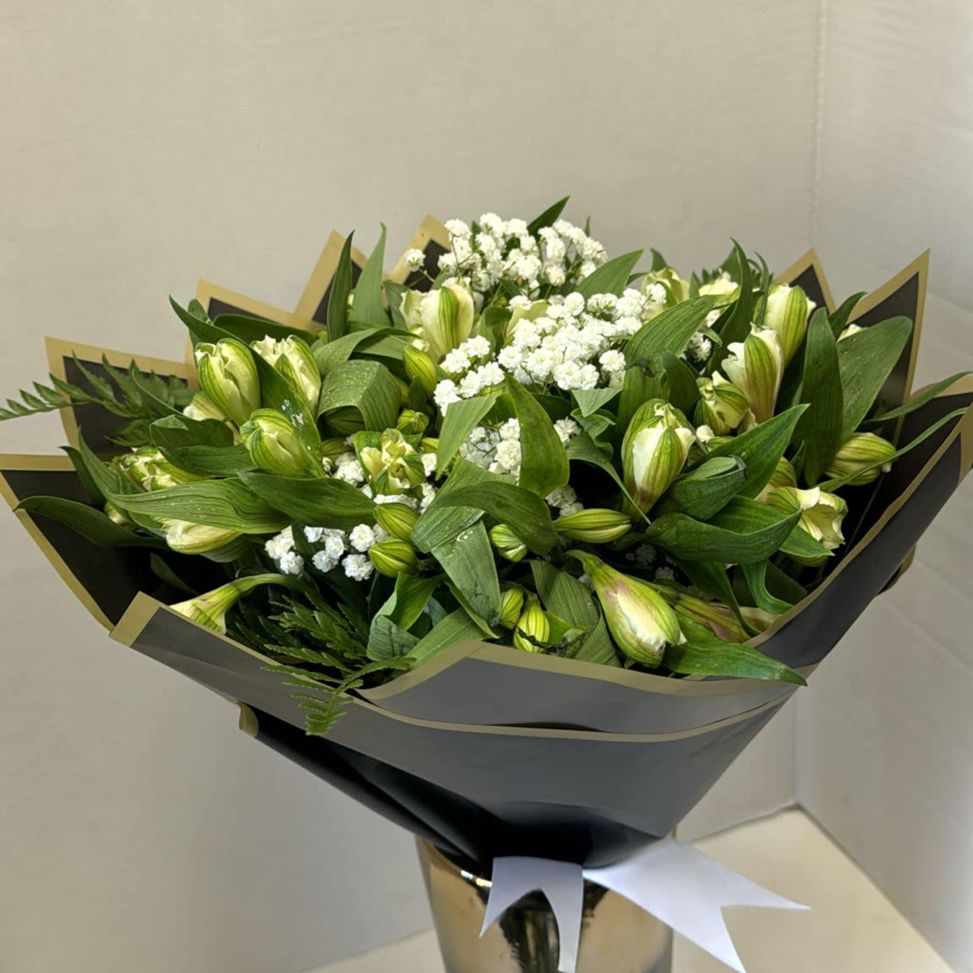 The Alstroemeria symbolizes long-lasting friendship, and each of its six petals represents