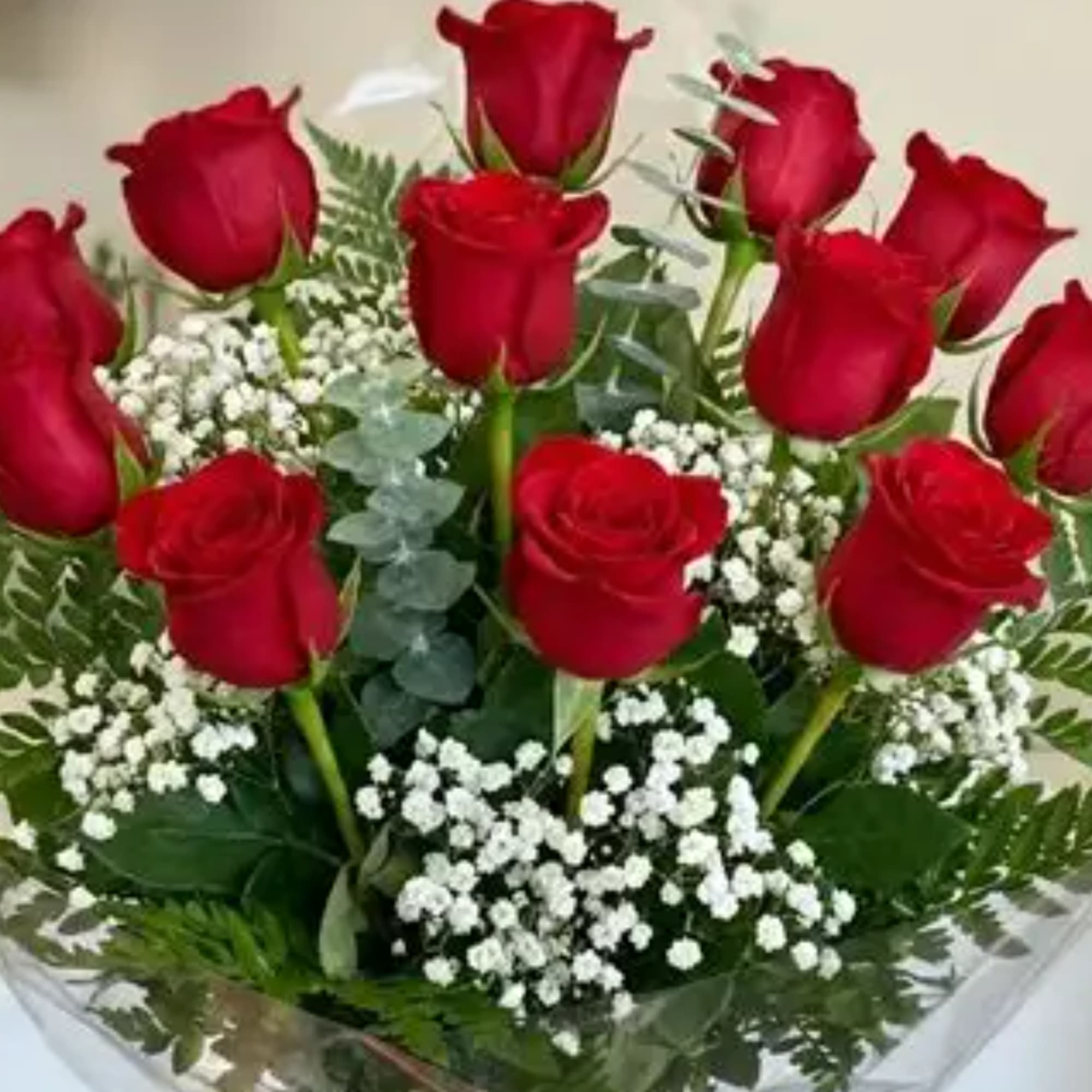 Bouquet of red roses with white baby's breath