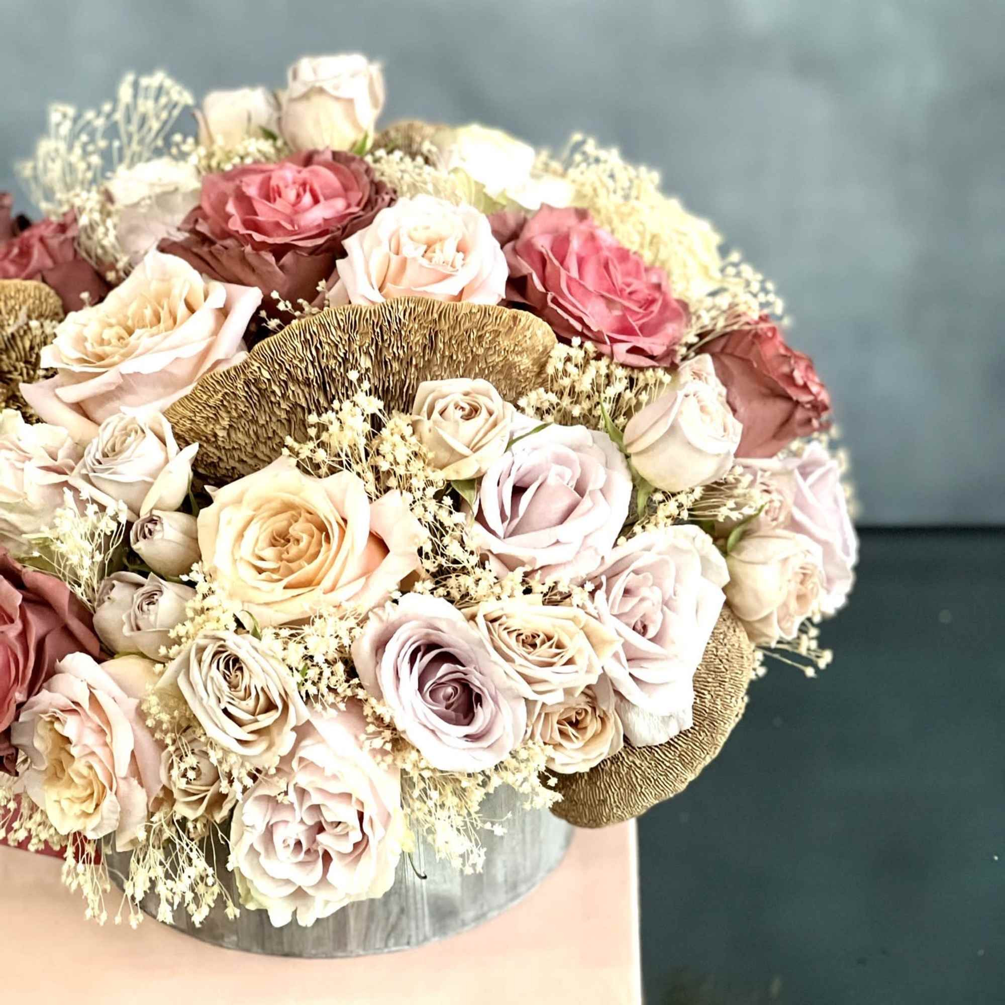 Beverly Hills Florist presents Guiding Light Bouquet for same day delivery. Inspired, photo 3 of 5