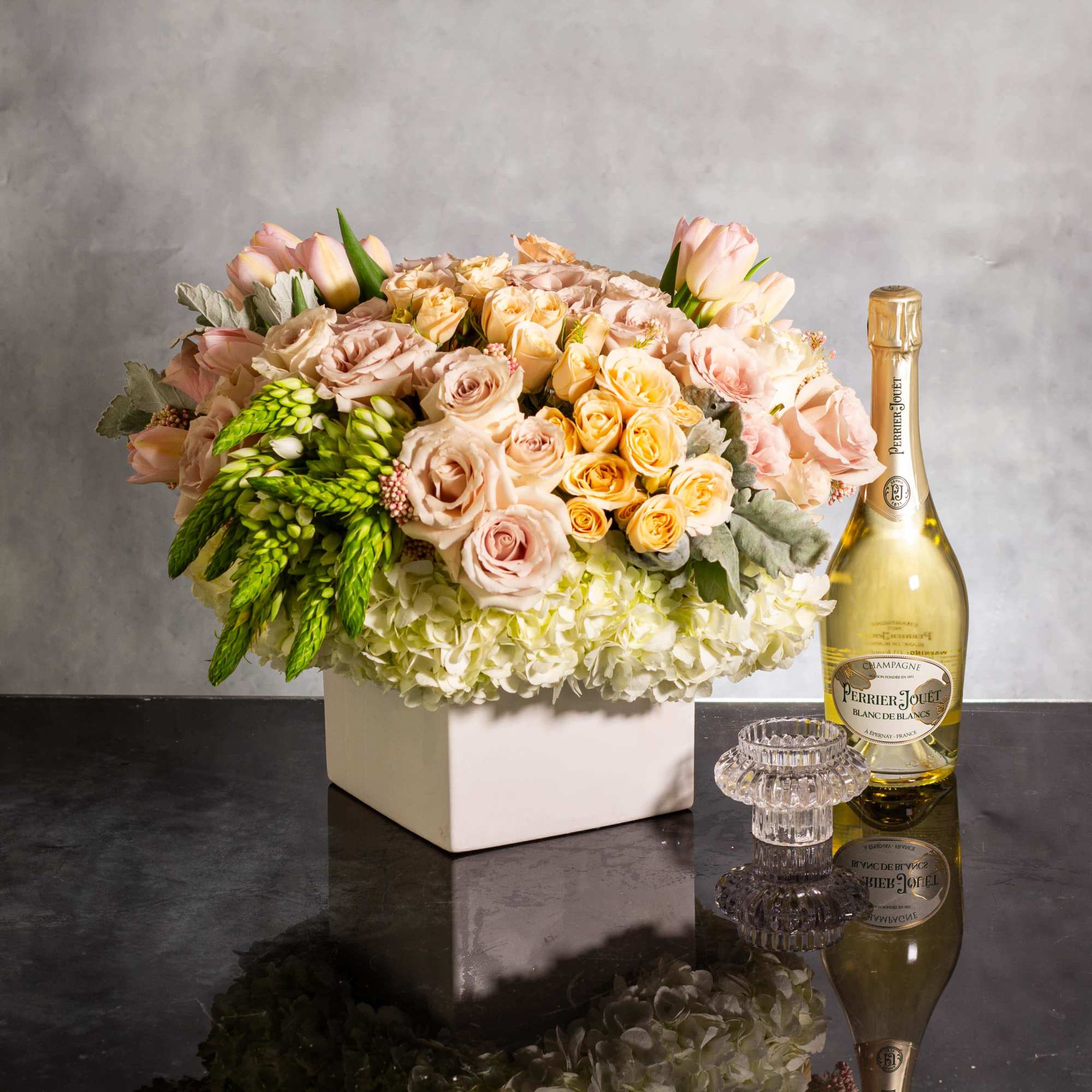  Delight in the gentle beauty of our floral arrangement, featuring soft, photo 2 of 6