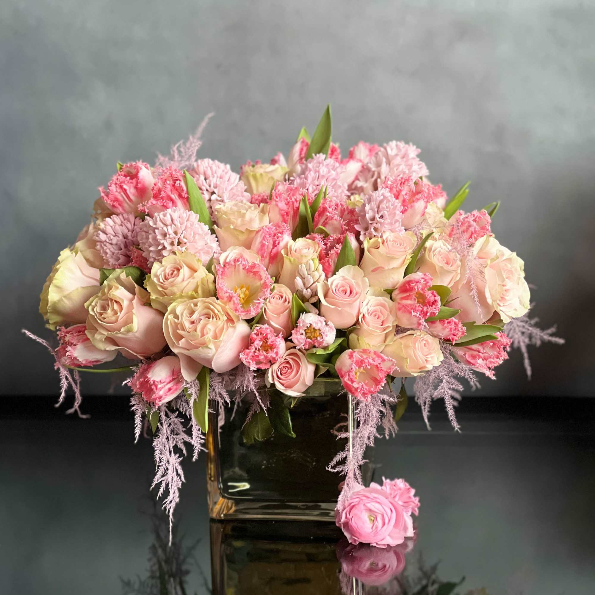 Delightful and enchanting.  An absolutely perfect pastel mix of luscious pink, photo 2 of 3