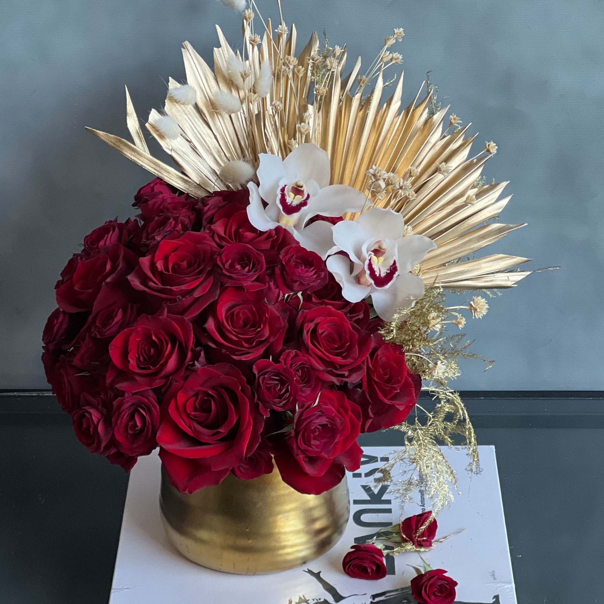 Our modern and simplistic "Golden Gate Roses" bring in an elegant touch, photo 2 of 4
