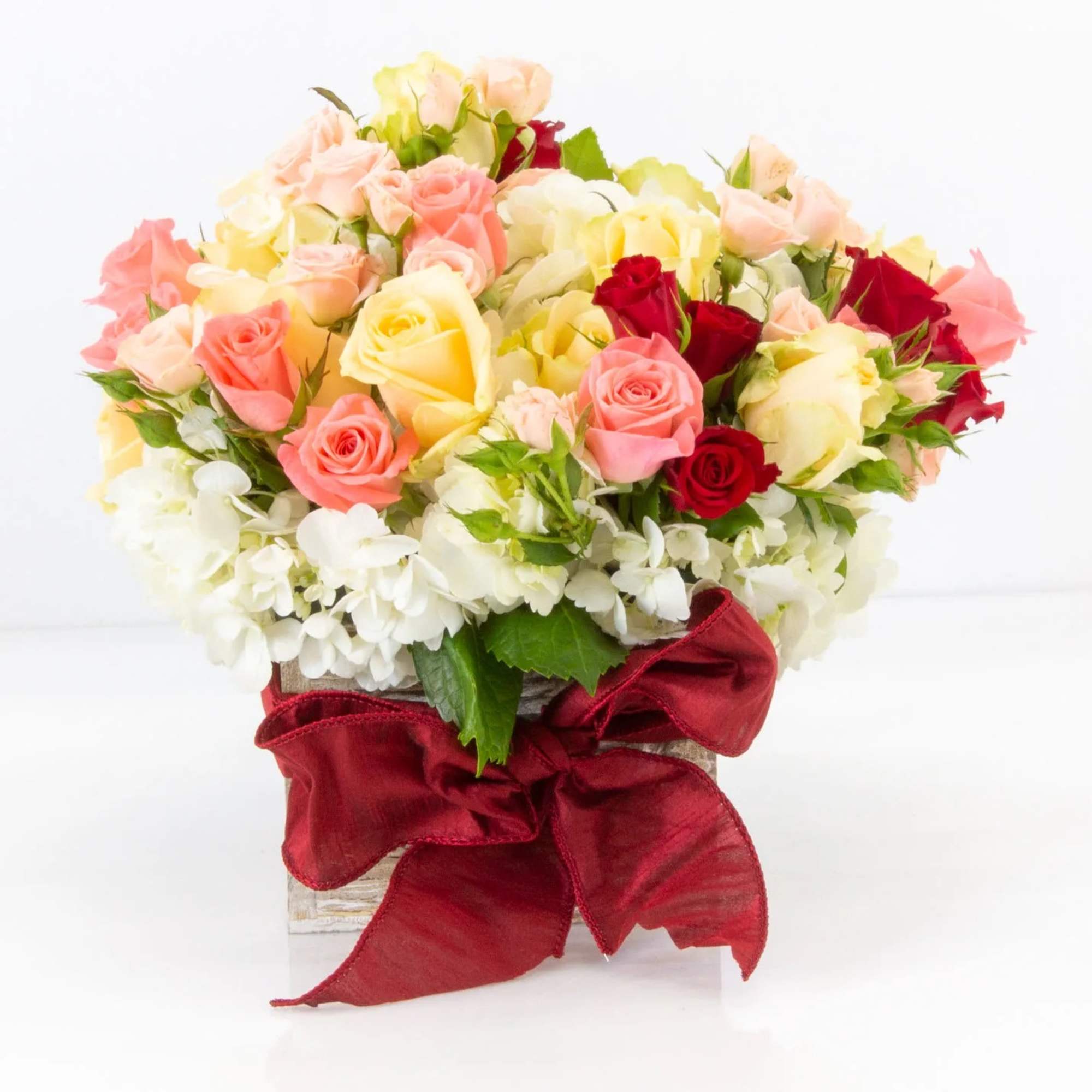 Floral arrangements are always the perfect gift to give. It never goes, photo 2 of 2