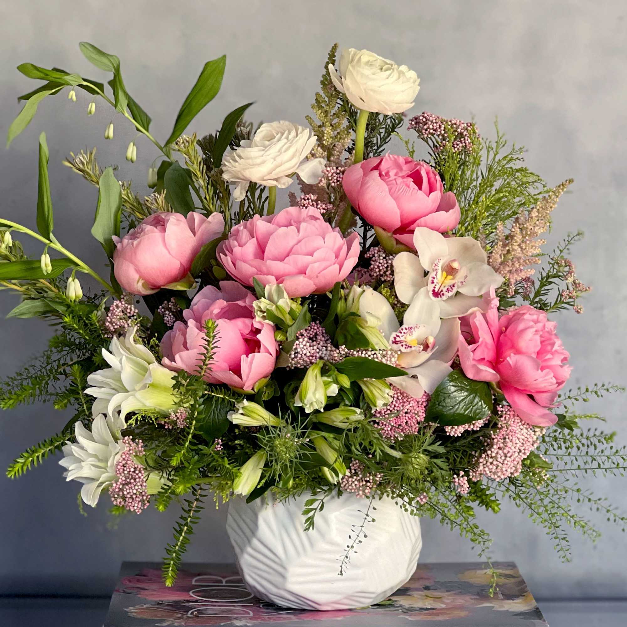 
Experience the pinnacle of luxury with our Blooms and Bliss gift set, photo 2 of 2