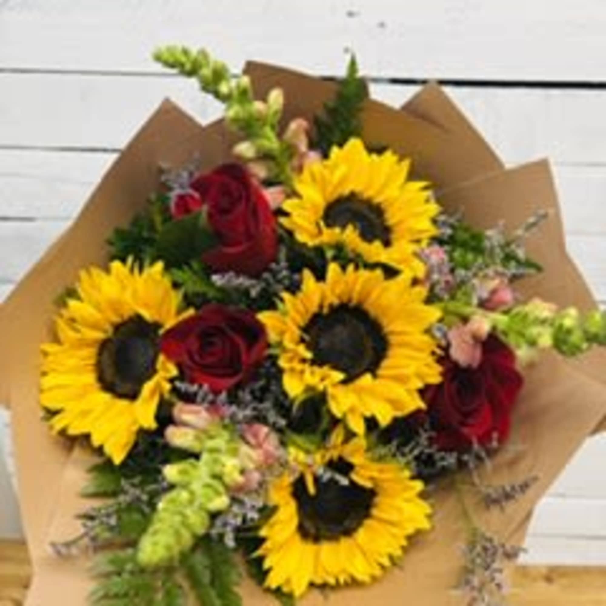 Our Pet Friendly Handheld Bouquet is a perfect gift for those friends