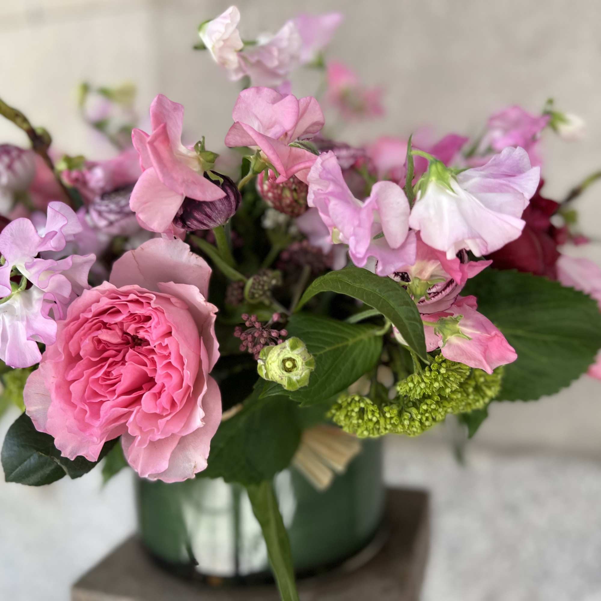 This elegant arrangement, complemented by swirling garden roses , soft and subtle, photo 8 of 11