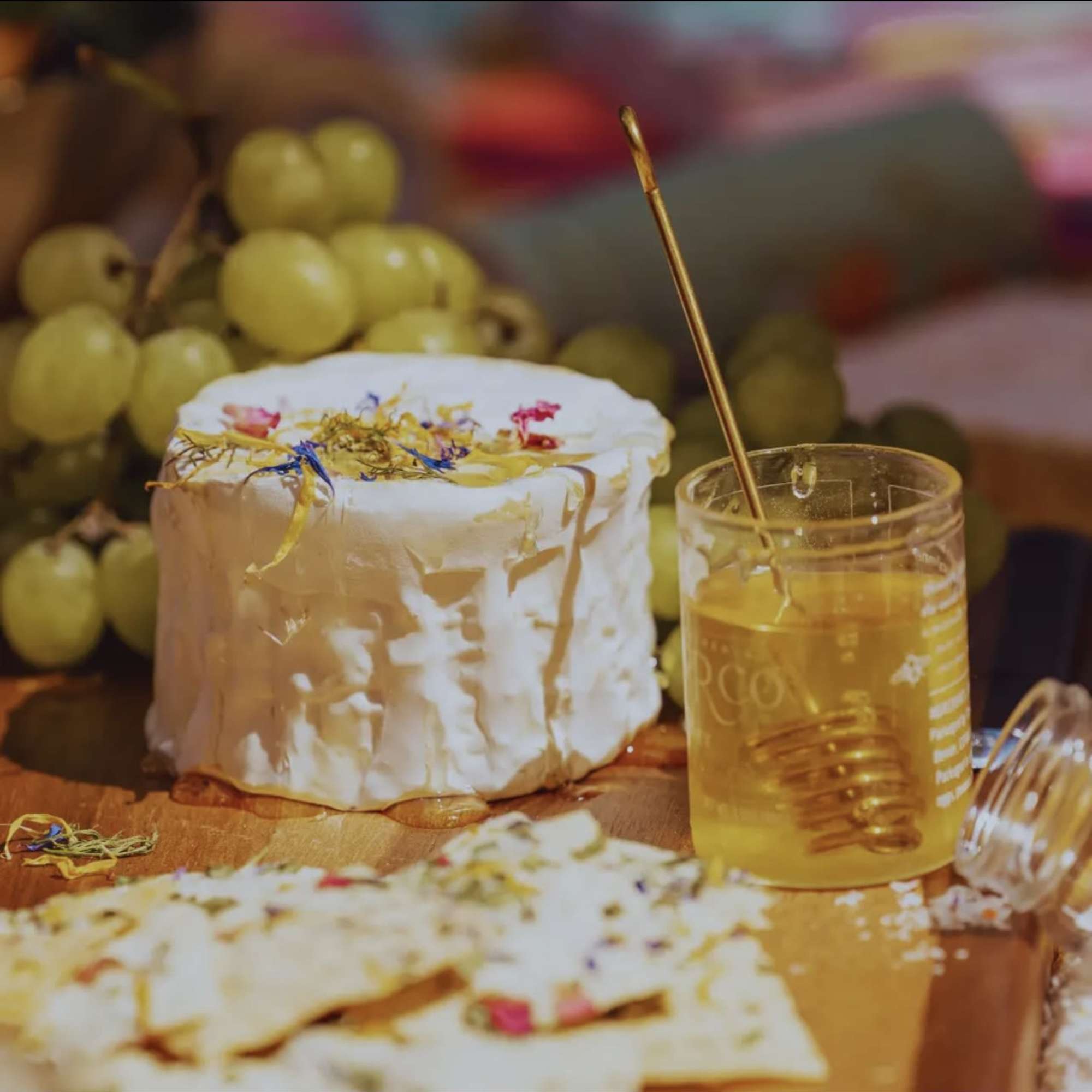 Transform everyday moments into extraordinary experiences with edible flower petals. Perfect for, photo 2 of 3