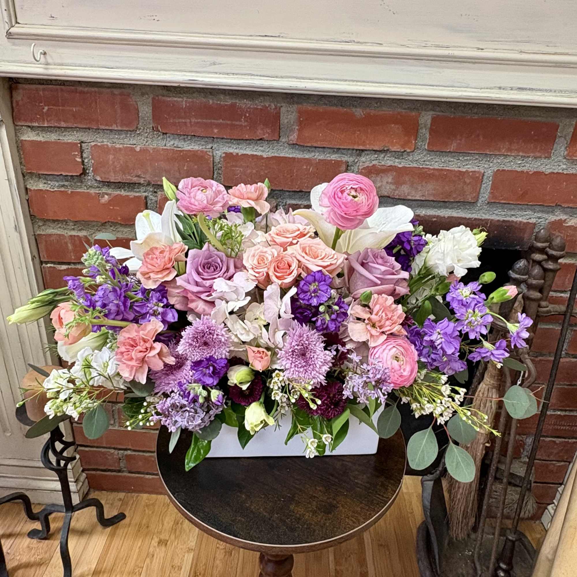 Recipe: White Lilies, White Stock, Seasonal Ranunculus, Lavender Roses, Carnations, Matsumoto Aster, photo 3 of 4