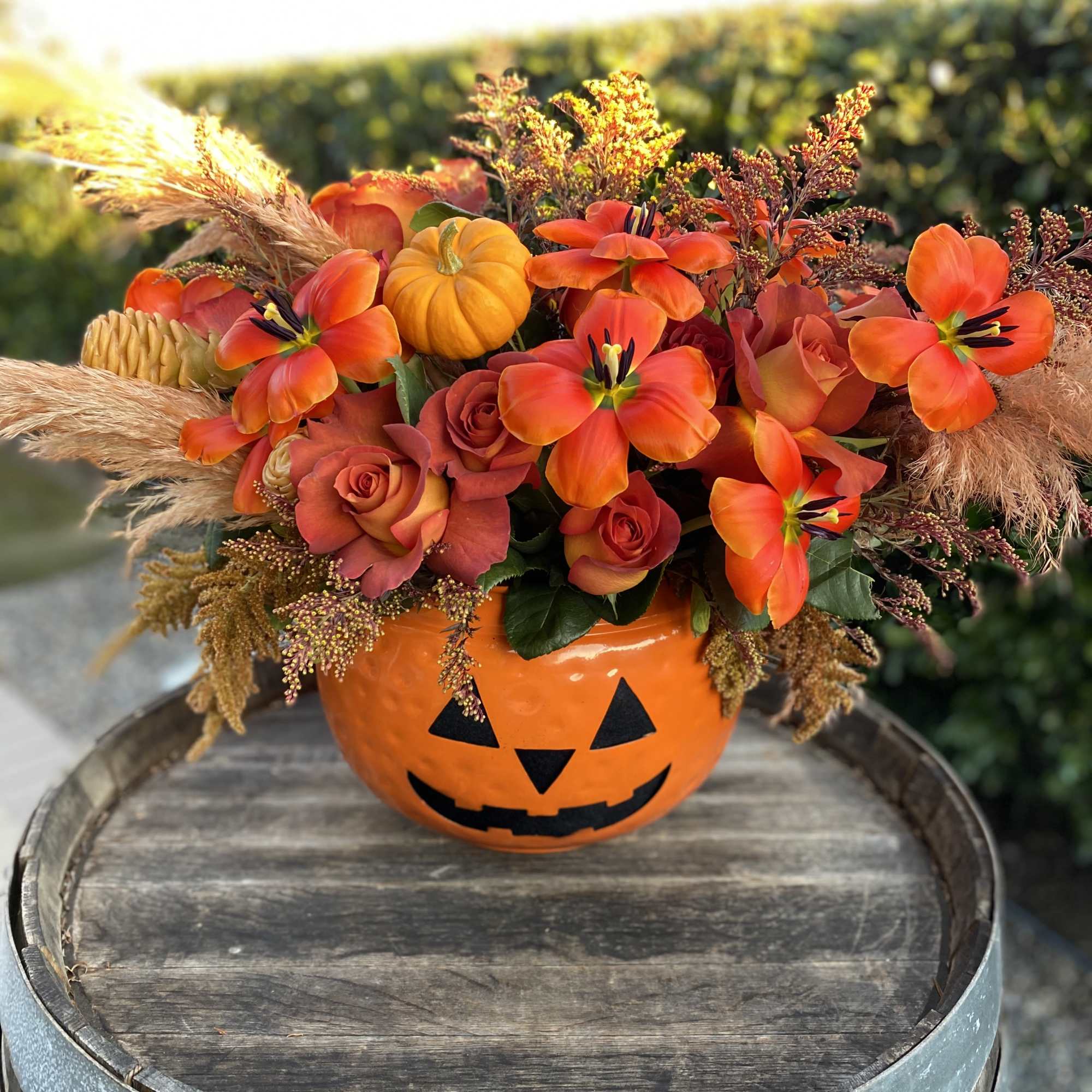 This fun and spooky arrangement is perfect for this fall season. Enjoy
