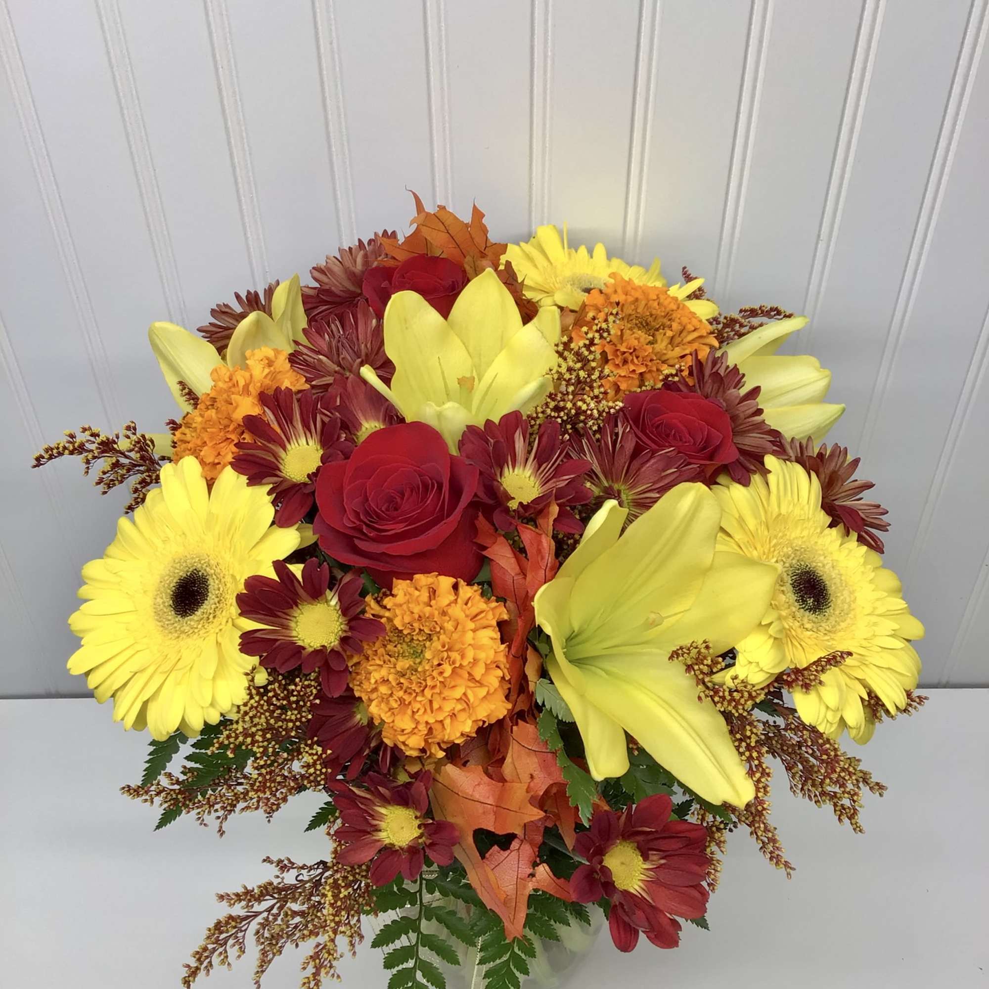 Autumn is all about color. Designed with the vibrant shades of the, photo 3 of 4
