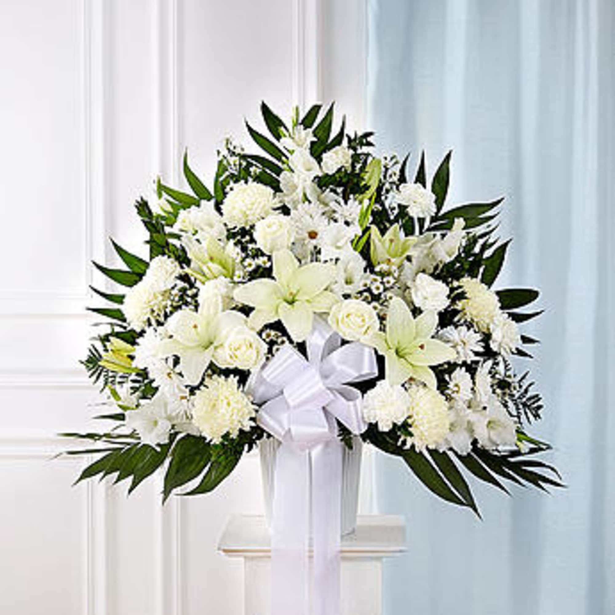 Product ID: 91272



Express your heartfelt sympathies with this standing basket, filled with