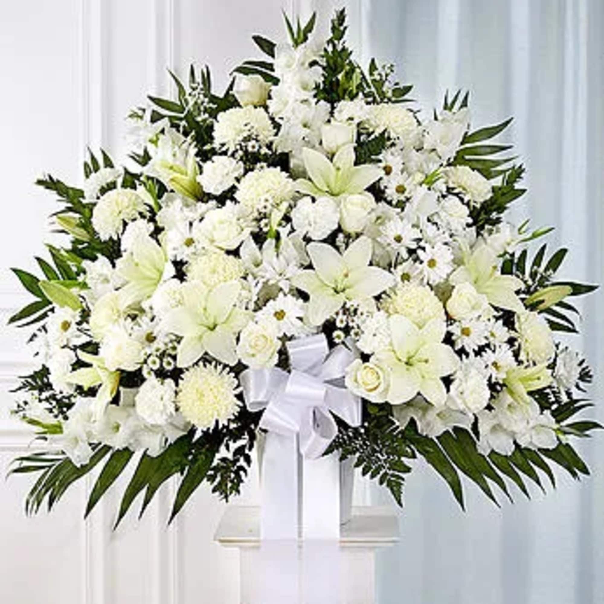 Product ID: 91272



Express your heartfelt sympathies with this standing basket, filled with