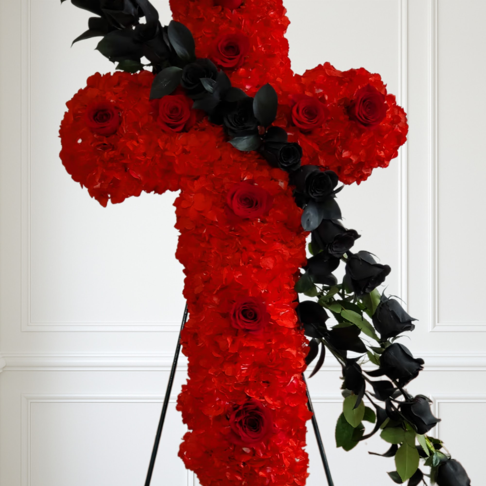 All red cross with black roses. Bandera is opcional and there would