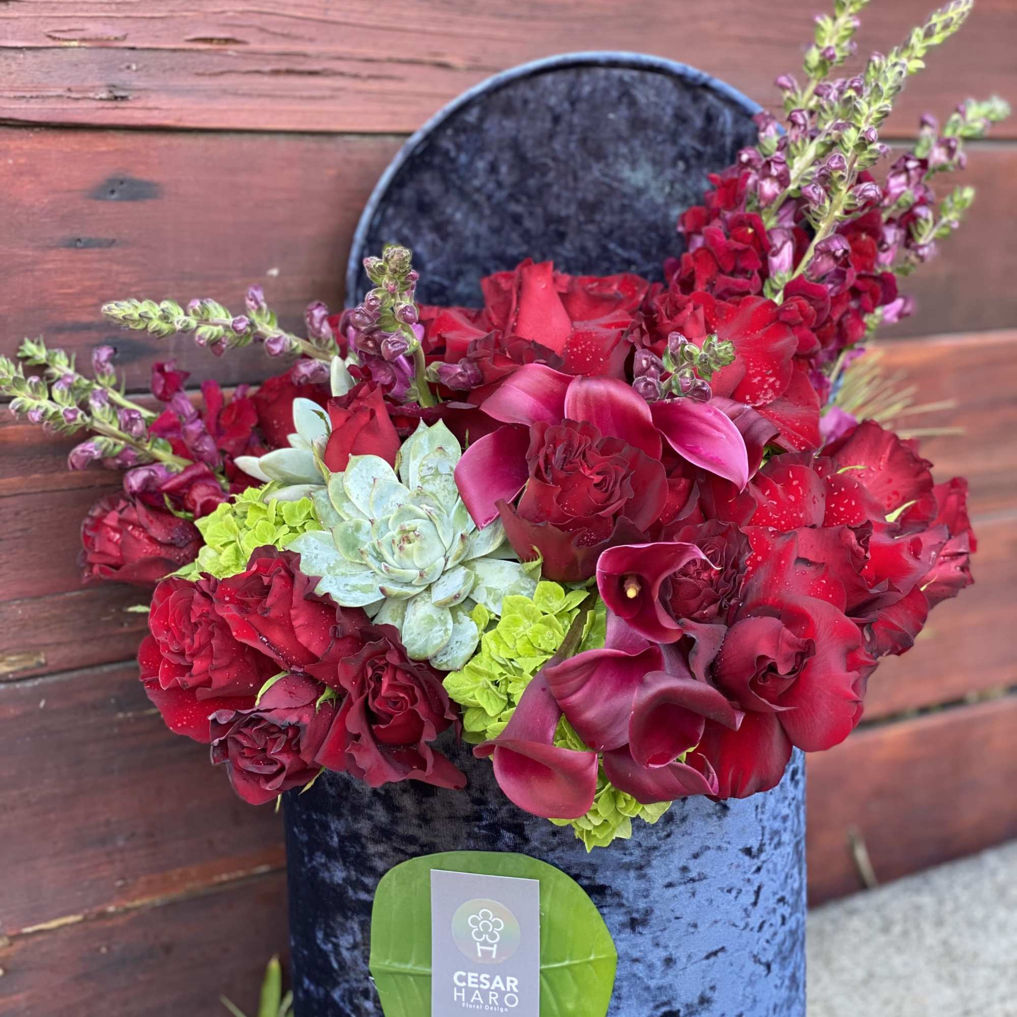 Red assortment of flowers , photo 2 of 2