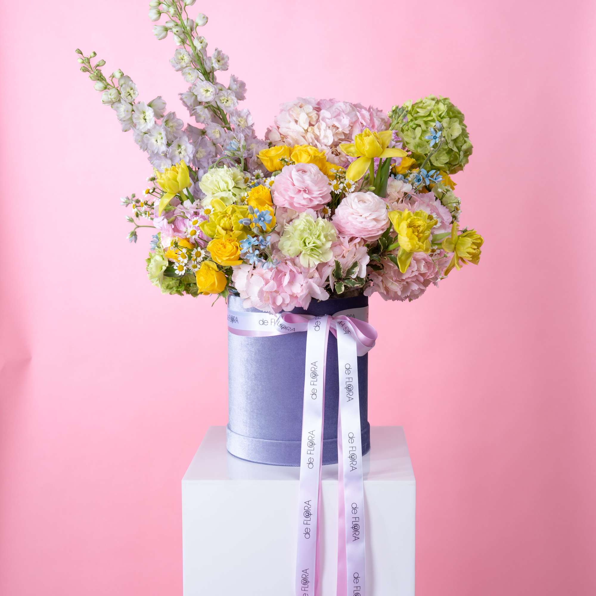 A soft and uplifting composition designed to feel like a blooming spring, photo 2 of 4