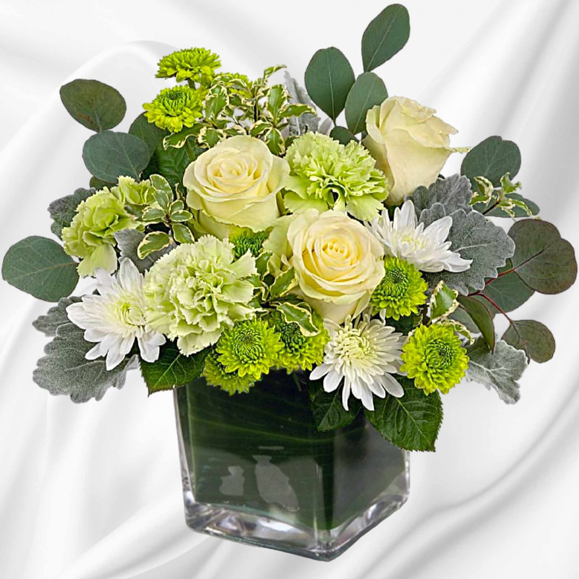 Cream roses and green-white mums in a square glass vase, photo 2 of 4