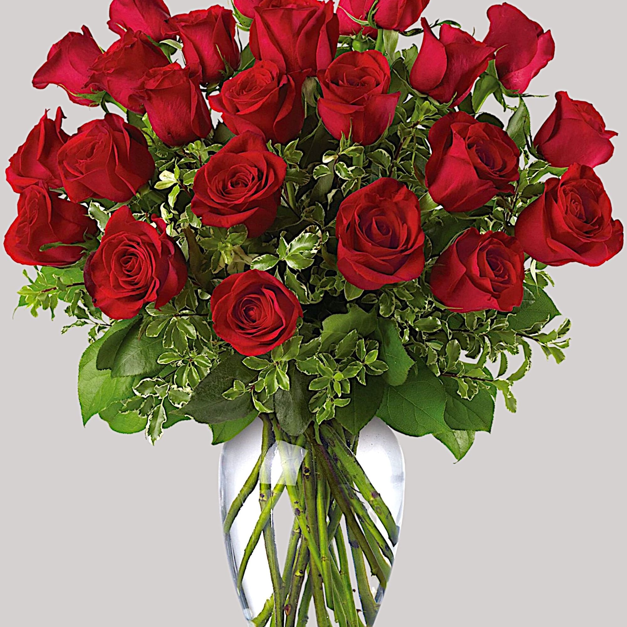 Bouquet of red roses in a clear glass vase, photo 10 of 10