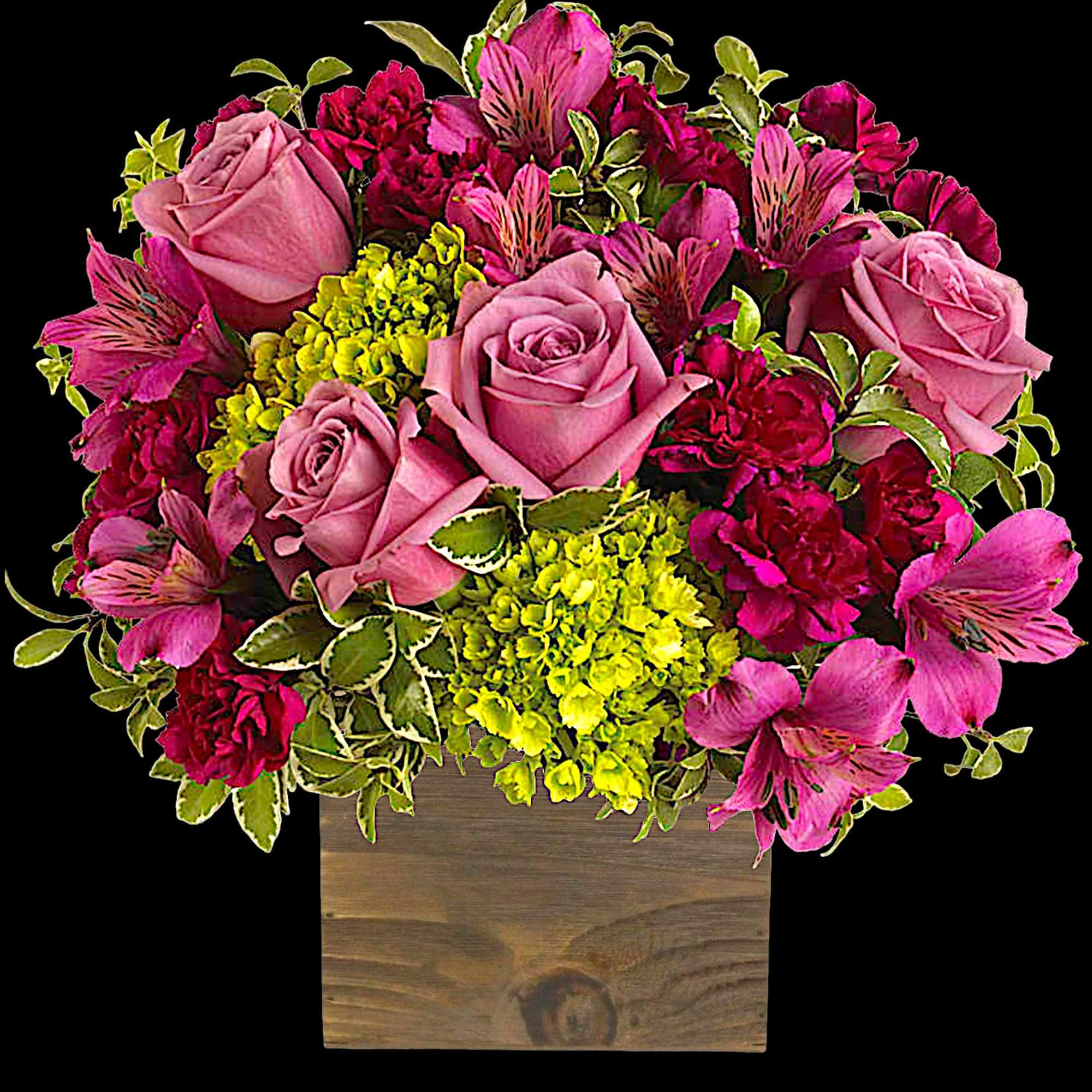 Pink roses and magenta flowers arranged in a wooden box, photo 3 of 4