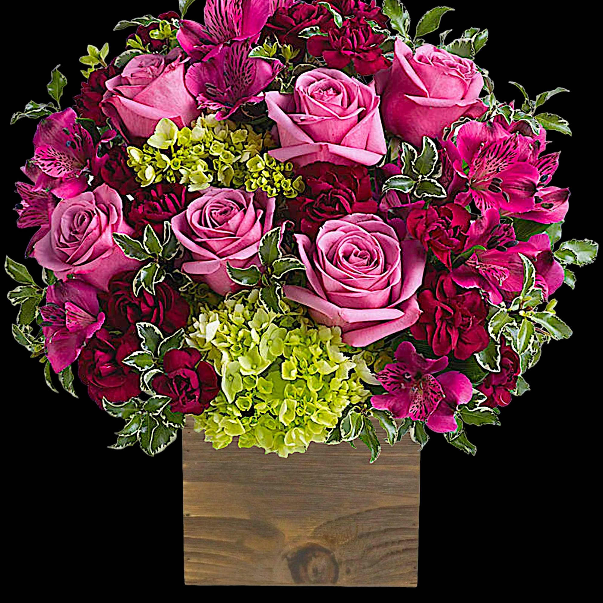 Pink roses and magenta flowers arranged in a wooden box, photo 3 of 4