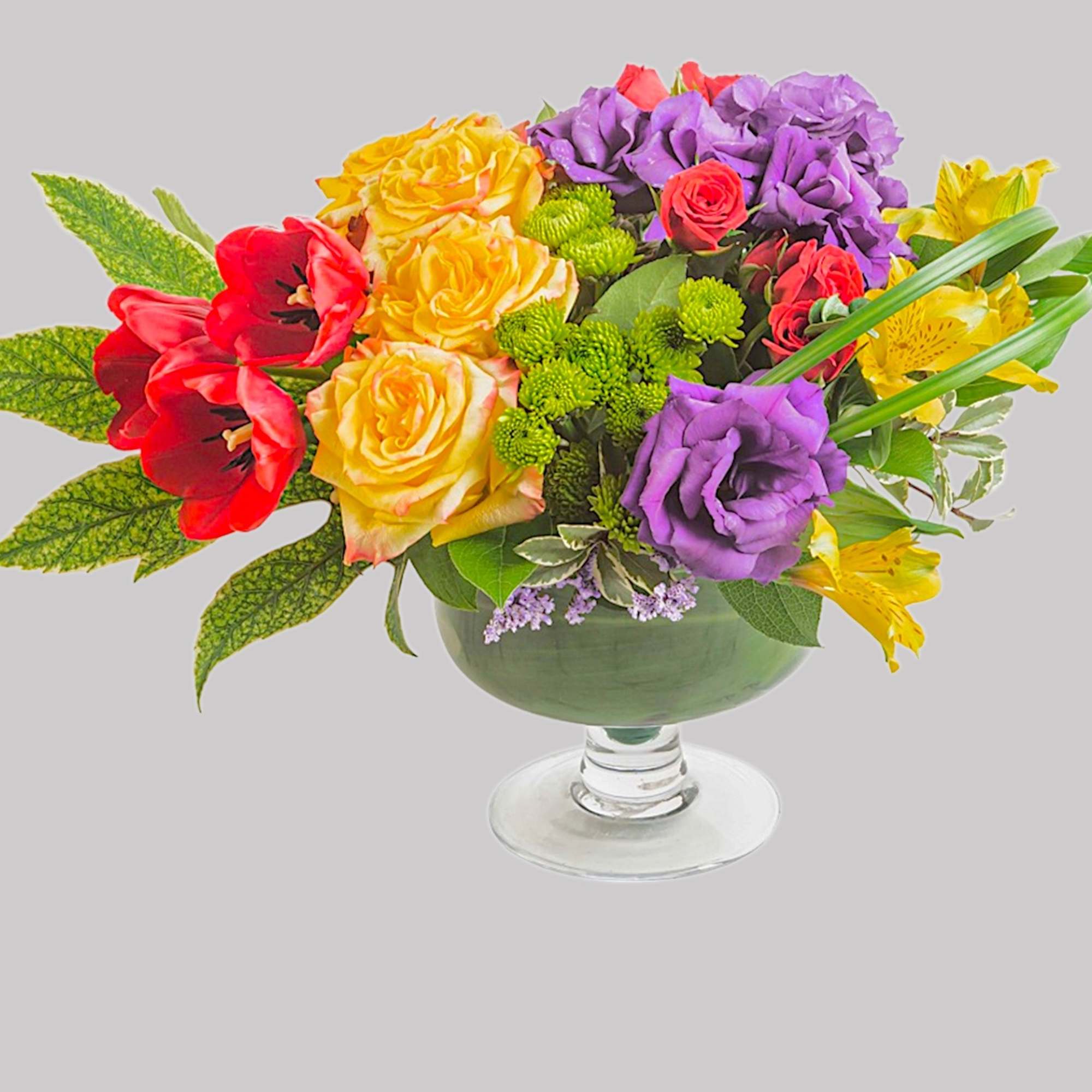 An artistic and bright arrangement, this crowd-pleaser is as interesting as it, photo 5 of 5