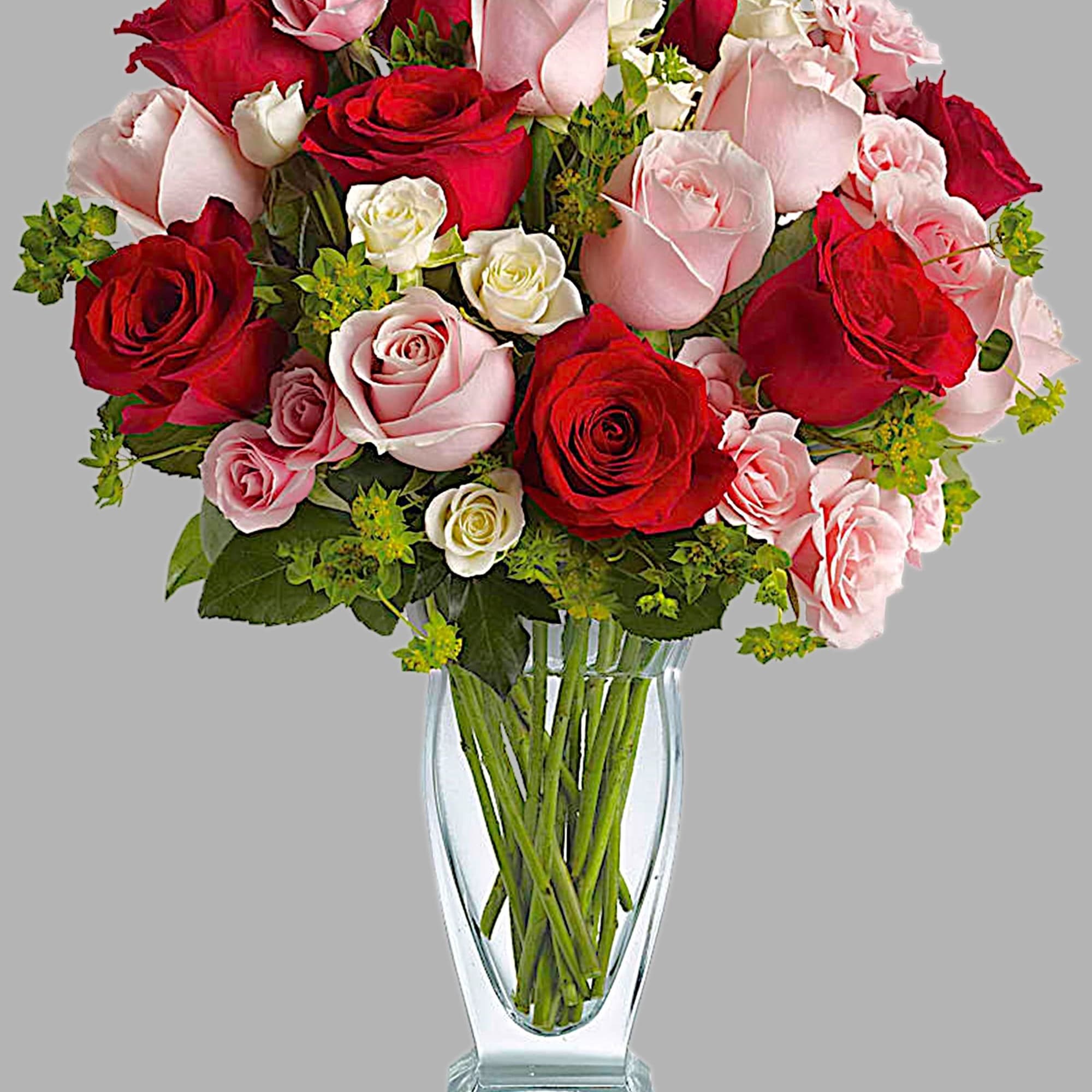 Bouquet of red and pink roses in a clear glass vase, photo 7 of 7